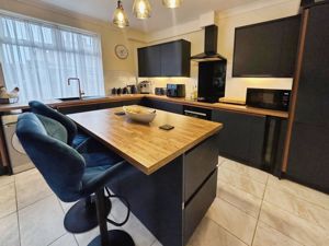 Photo 9- click for photo gallery